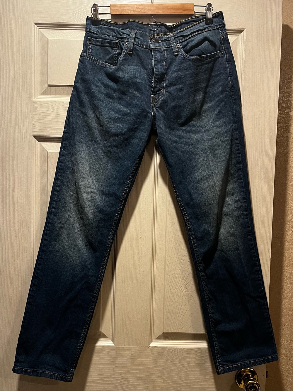Levi's Straight Leg Dark Blue Jeans